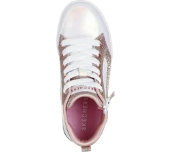 Shoutouts 2.0 - Style Strut