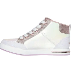 Shoutouts 2.0 - Style Strut