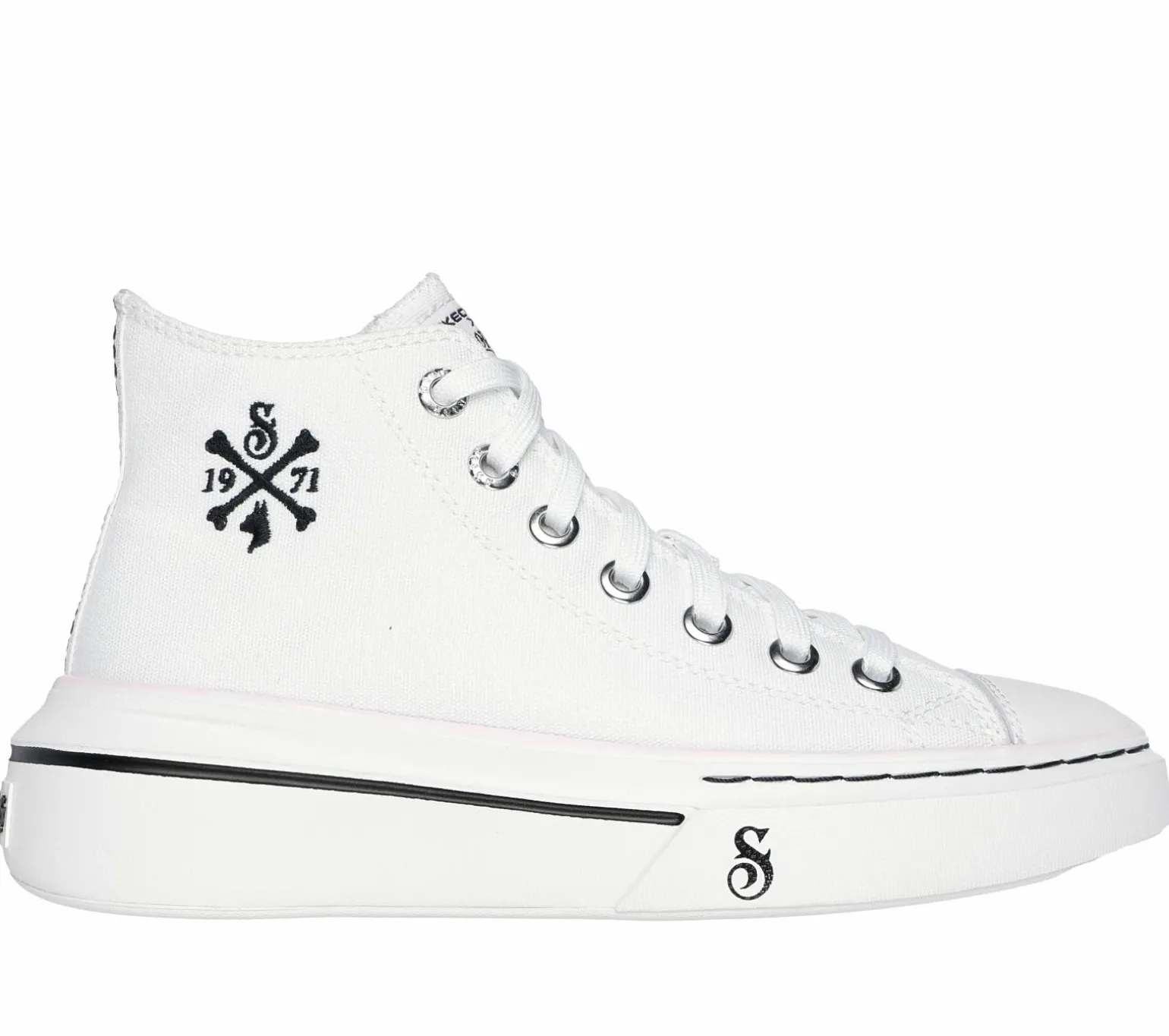 Snoop Dogg: Snoop One - Doggy Bonez